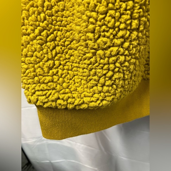 Old Navy Loose Cozy Sherpa Sweatshirt Womens size XL Yellow - Picture 8 of 14